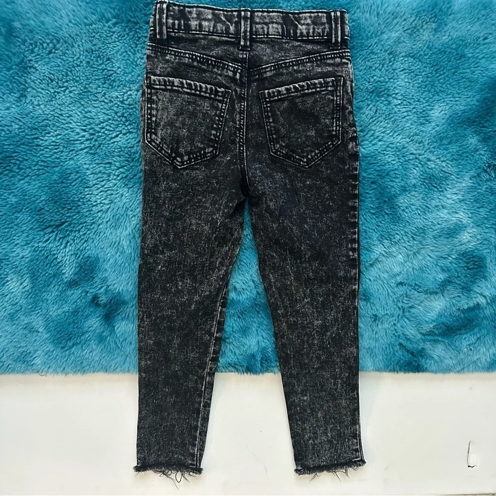 OshKosh B'gosh Black Denim Kids Jeans Size 5 Girls